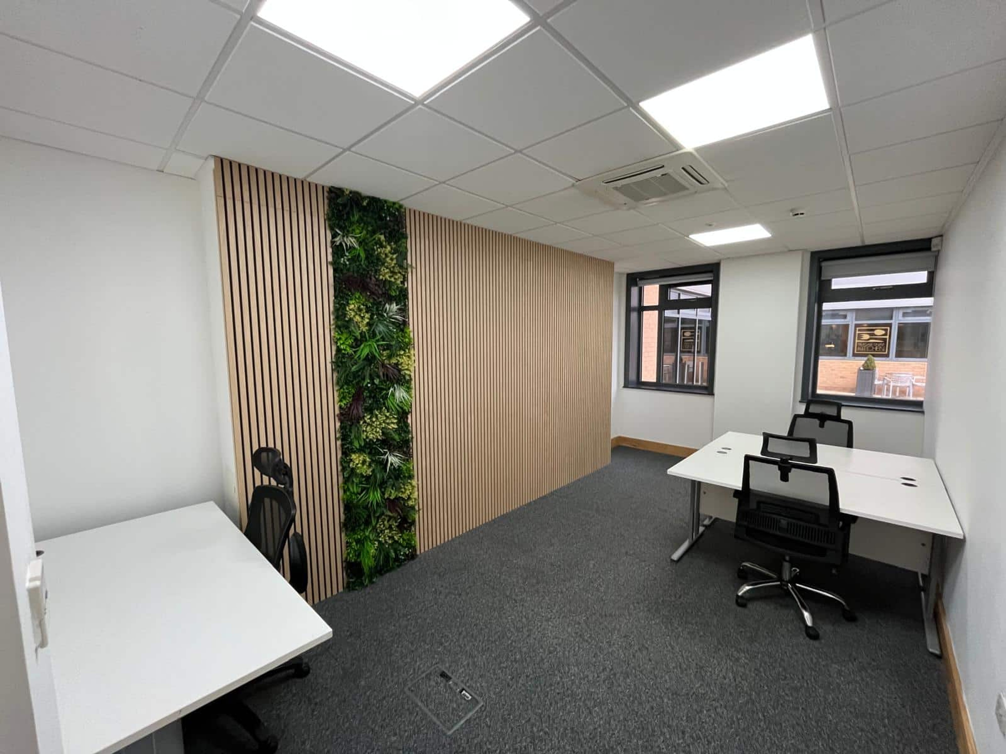 A modern 3-4 person serviced office at Hope Park City Gateway